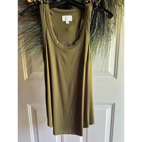 Dark Green Every Tank Top Size Small Rounded Raw Hemline - Picture 5 of 12